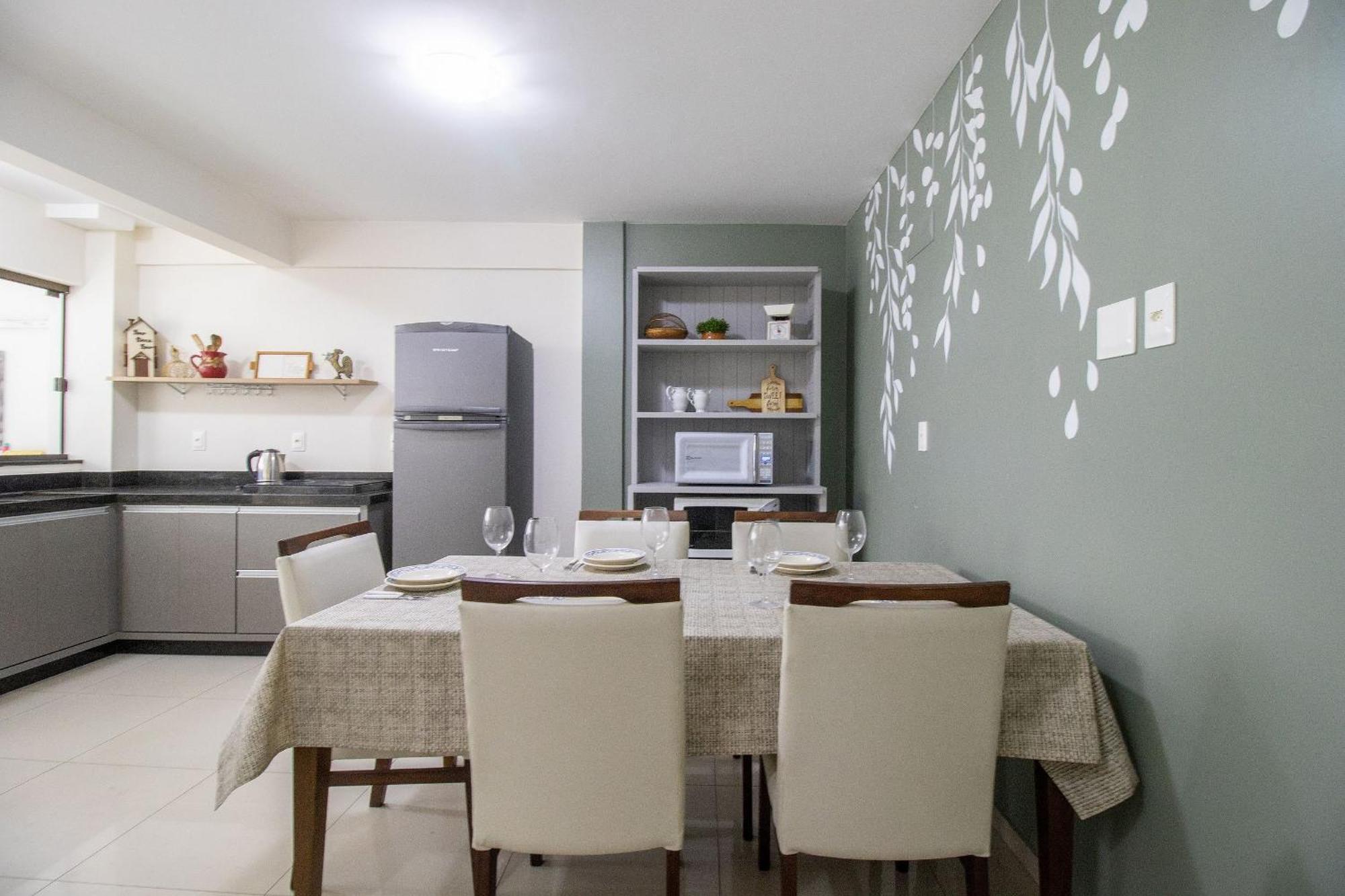 Mau11 - Av. Brasil, Churrasq, 3 Dorm, Climatizado